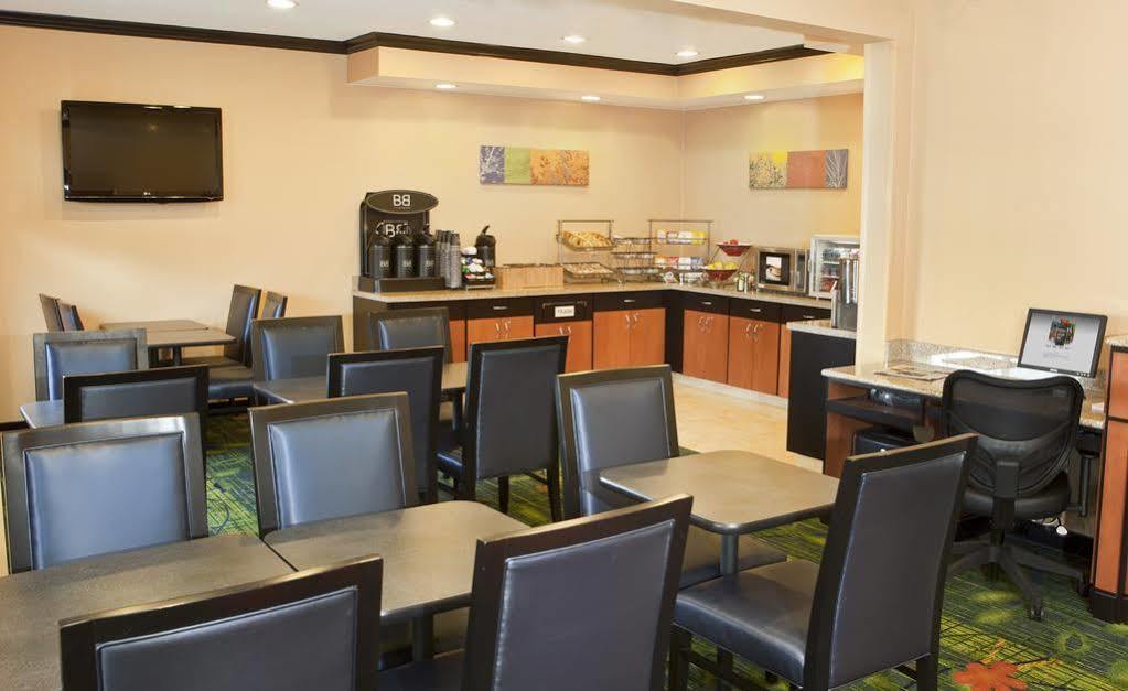 Fairfield Inn By Marriott Forsyth Decatur Exterior foto